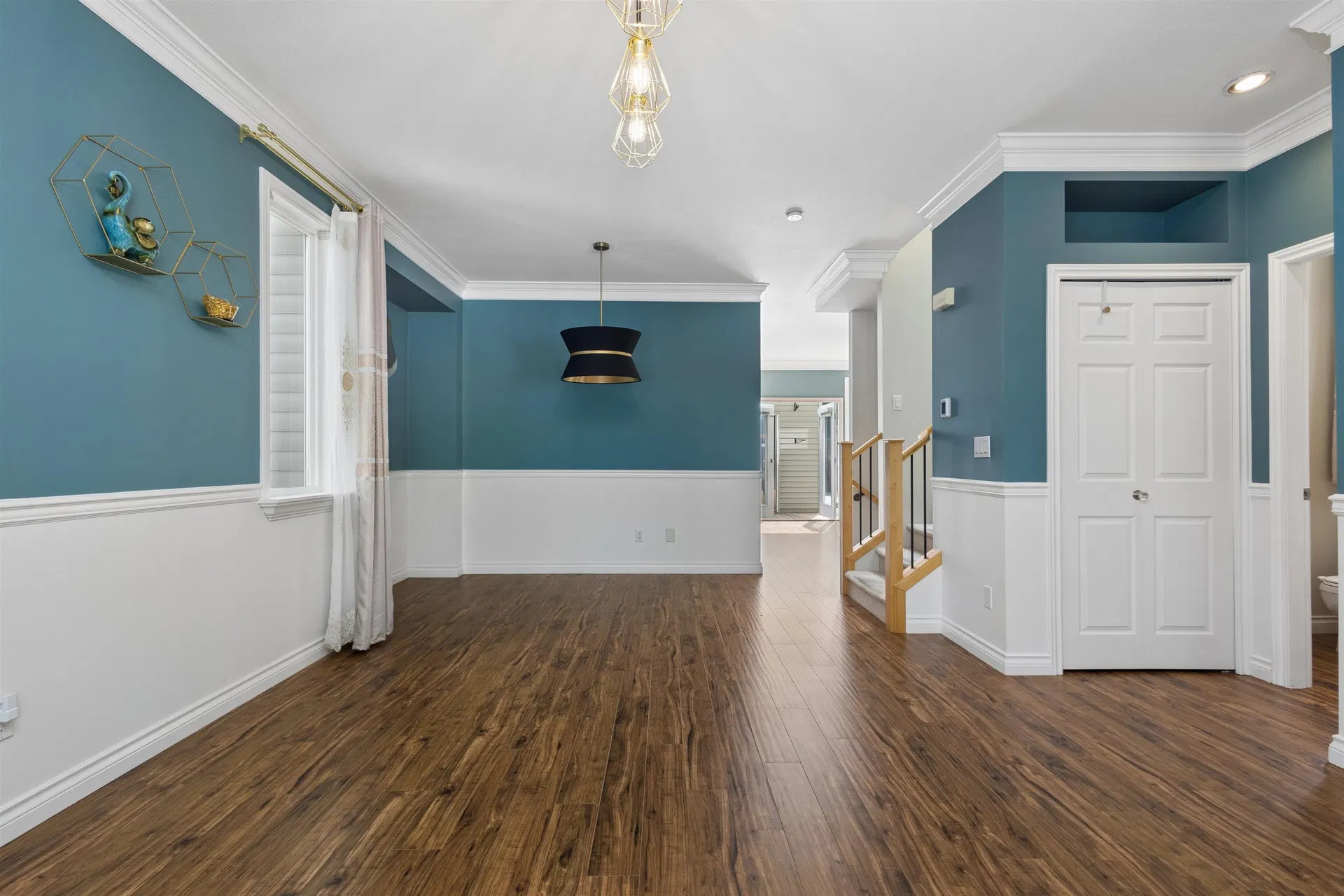 Photo 4 of 40 at 8838 216 Street