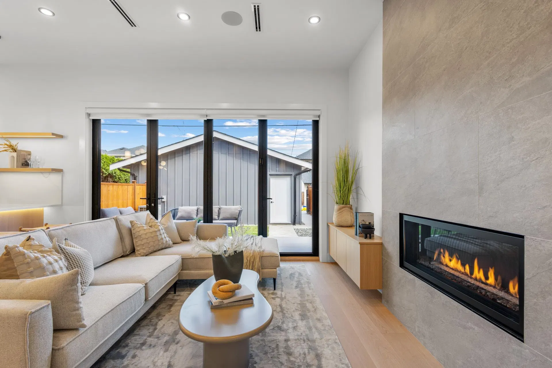 Photo 2 of 40 at #2 – 3873 W 22nd Avenue