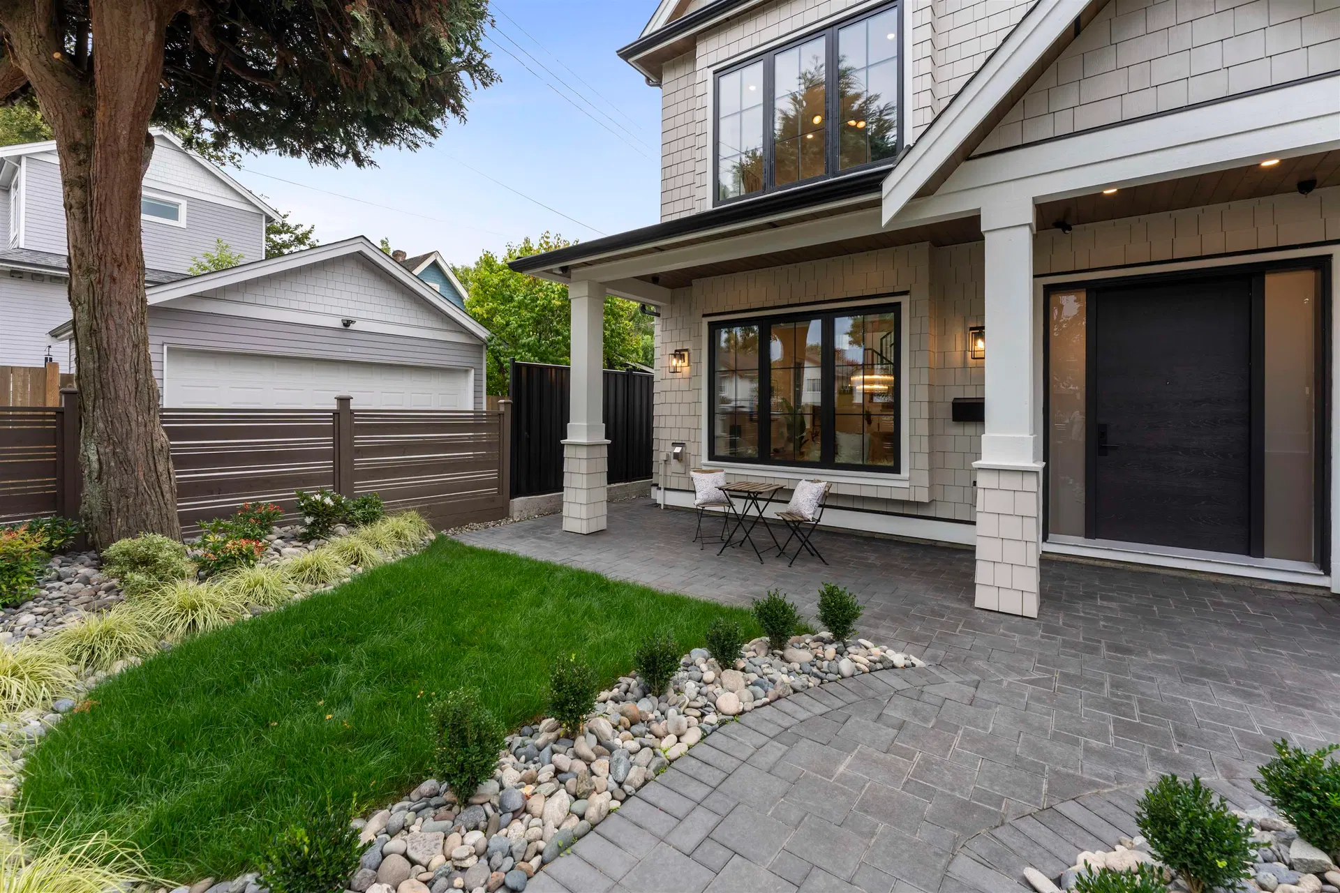 Photo 2 of 40 at #1 – 2256 Pender Street