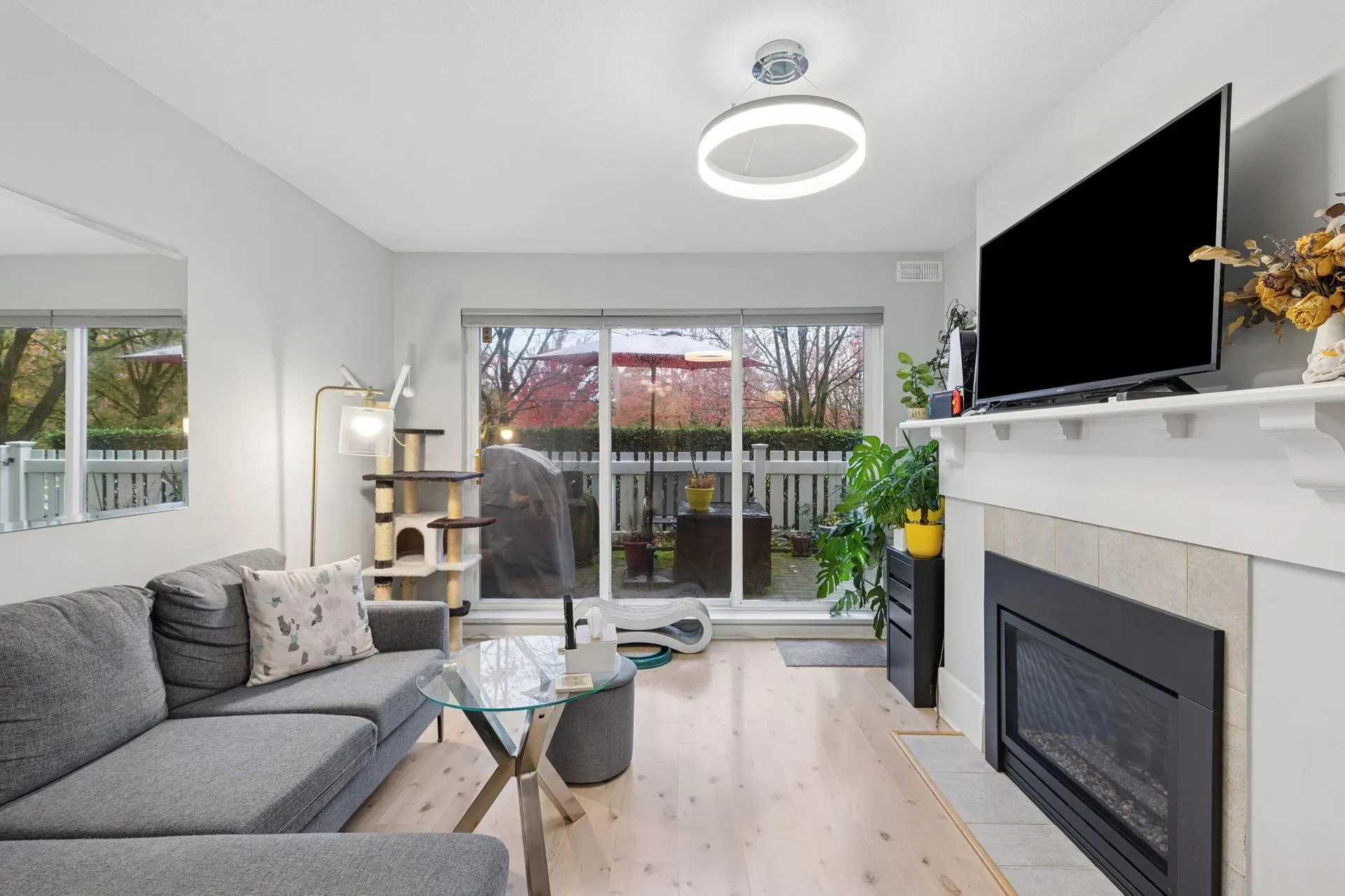Photo 5 of 24 at #110 – 5900 Dover Crescent