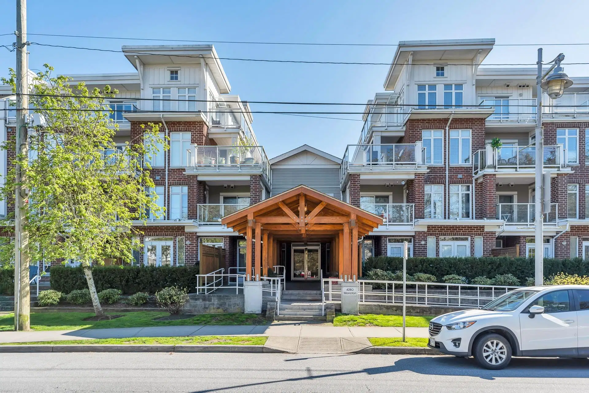 #417 – 4280 Moncton Street