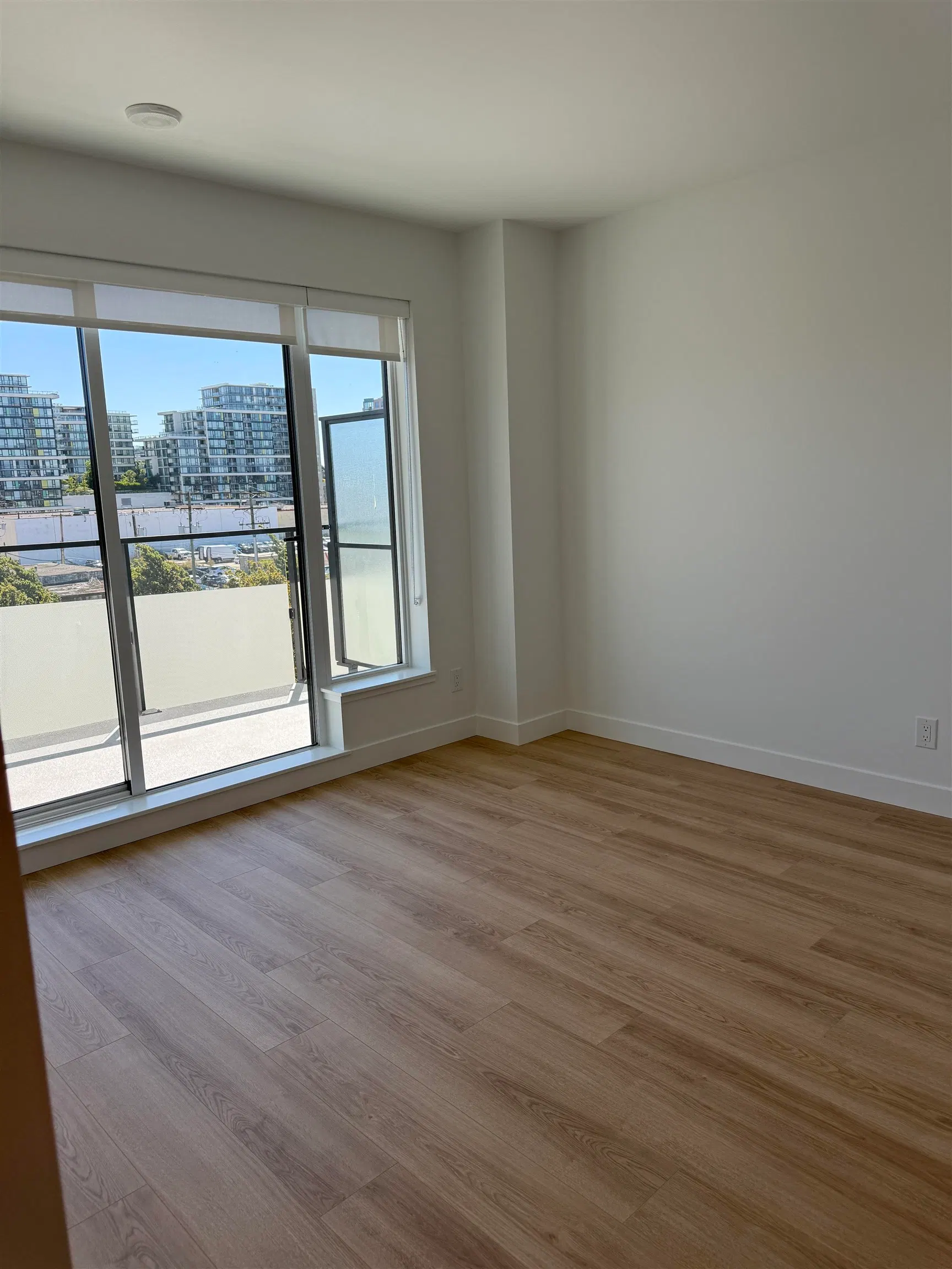 Photo 2 of 12 at #505 – 7977 Lansdowne Road