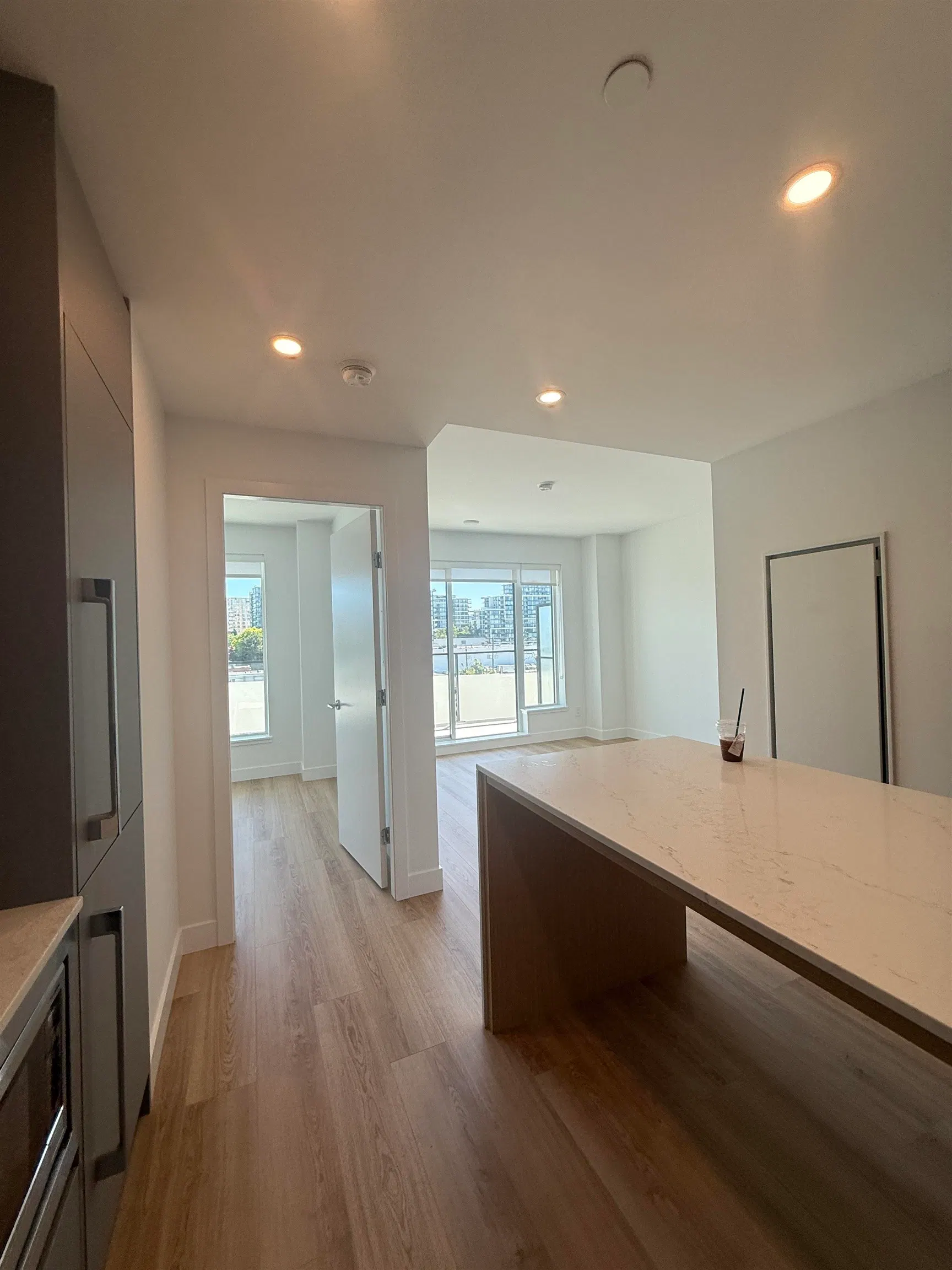Photo 4 of 12 at #505 – 7977 Lansdowne Road