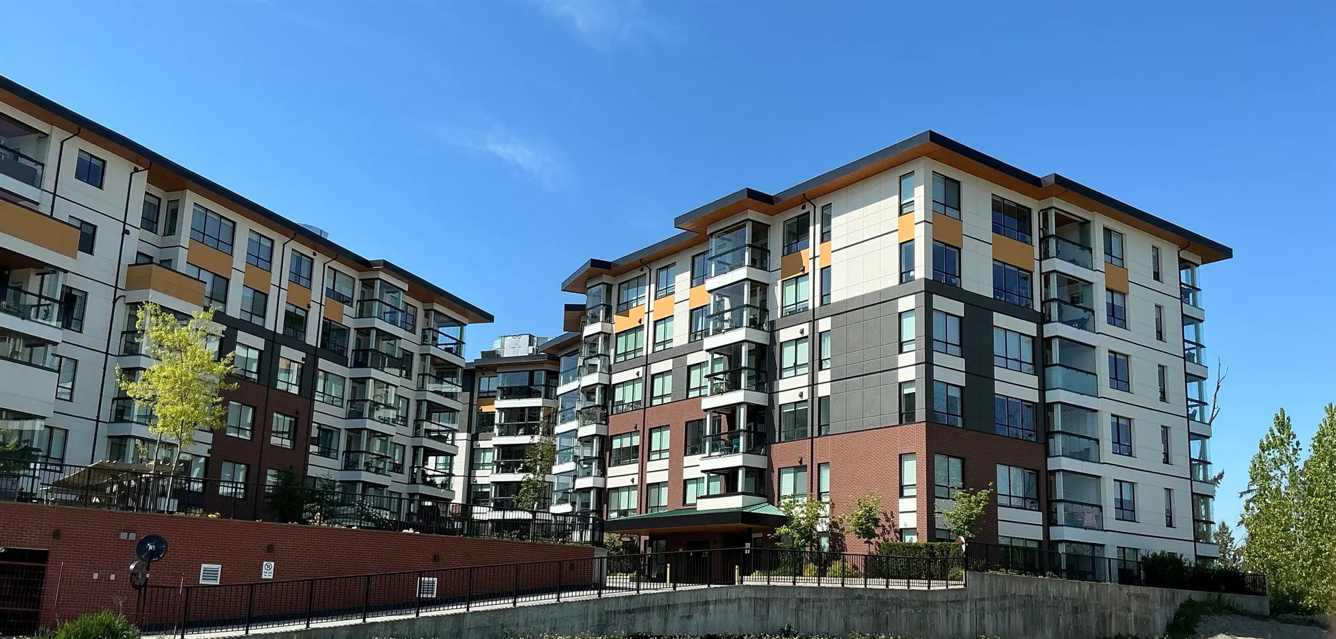 Photo 3 of 21 at #507 – 11641 227 Street