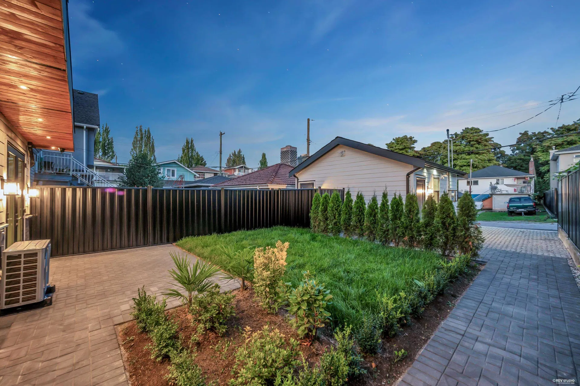 Photo 4 of 23 at #2 – 5150 Spencer Street
