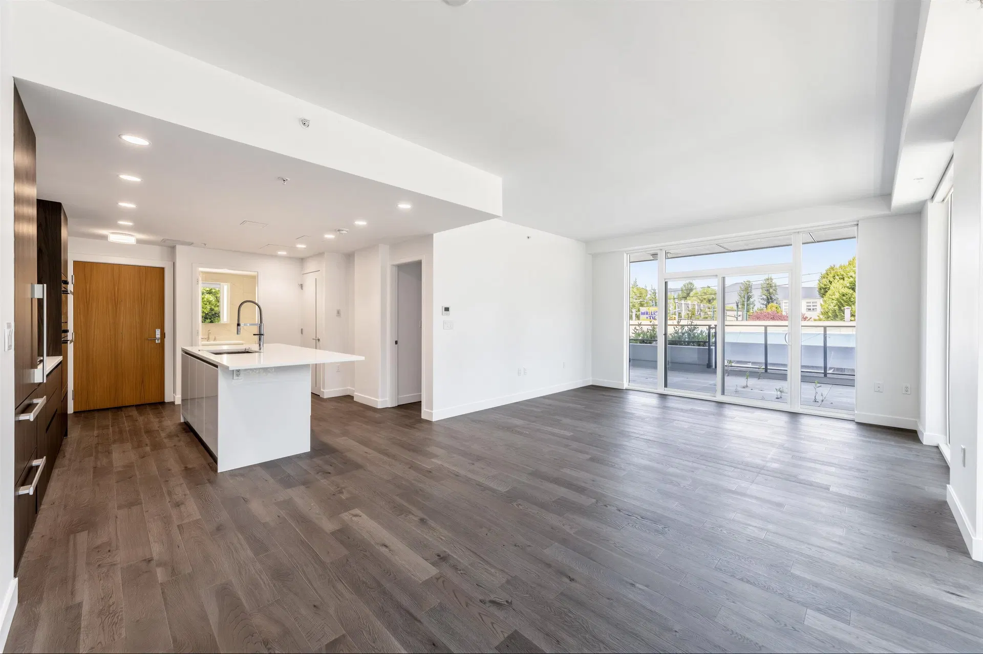 Photo 2 of 3 at #204 – 2888 Arbutus Street