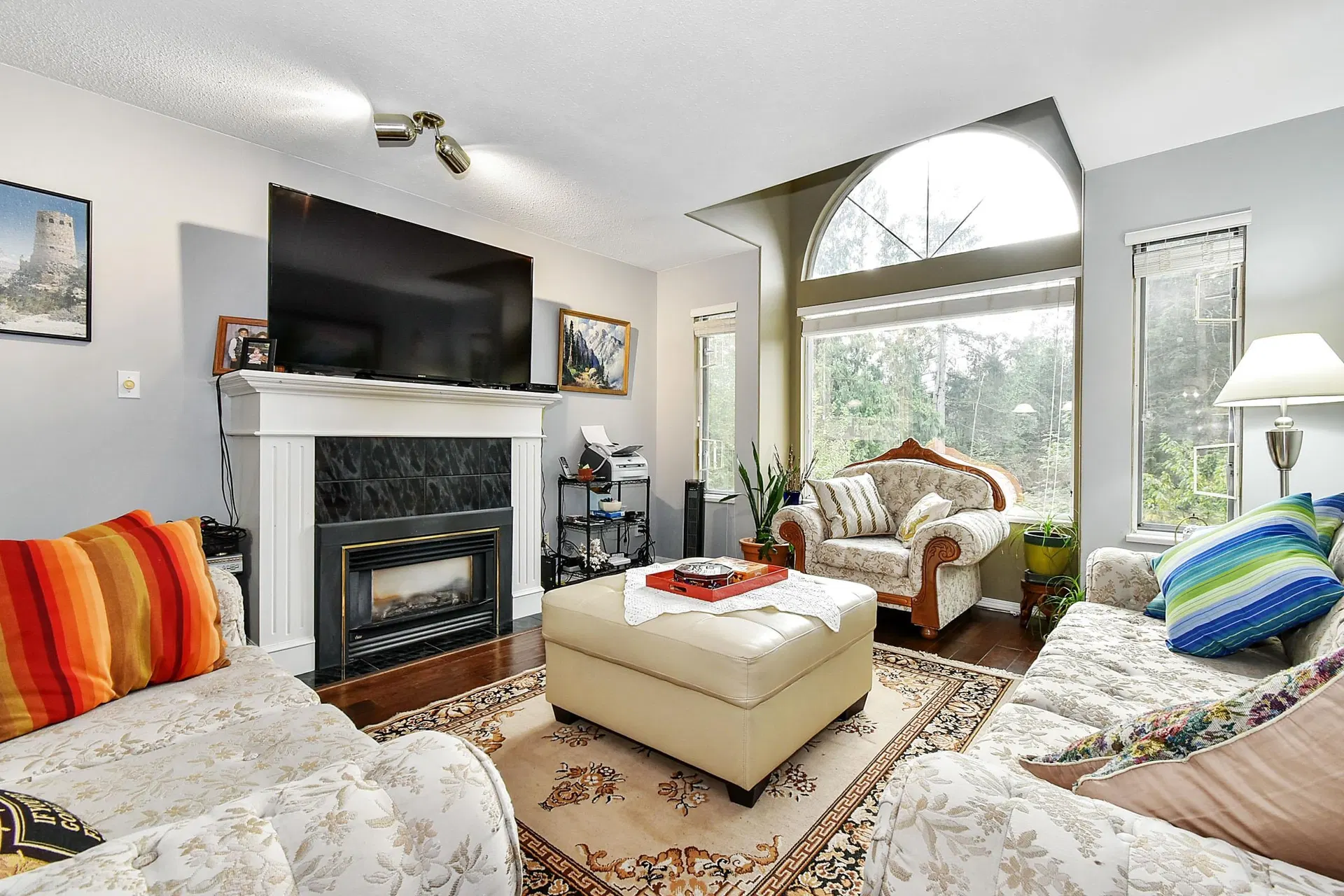 Photo 2 of 12 at 8928 Hammond Street