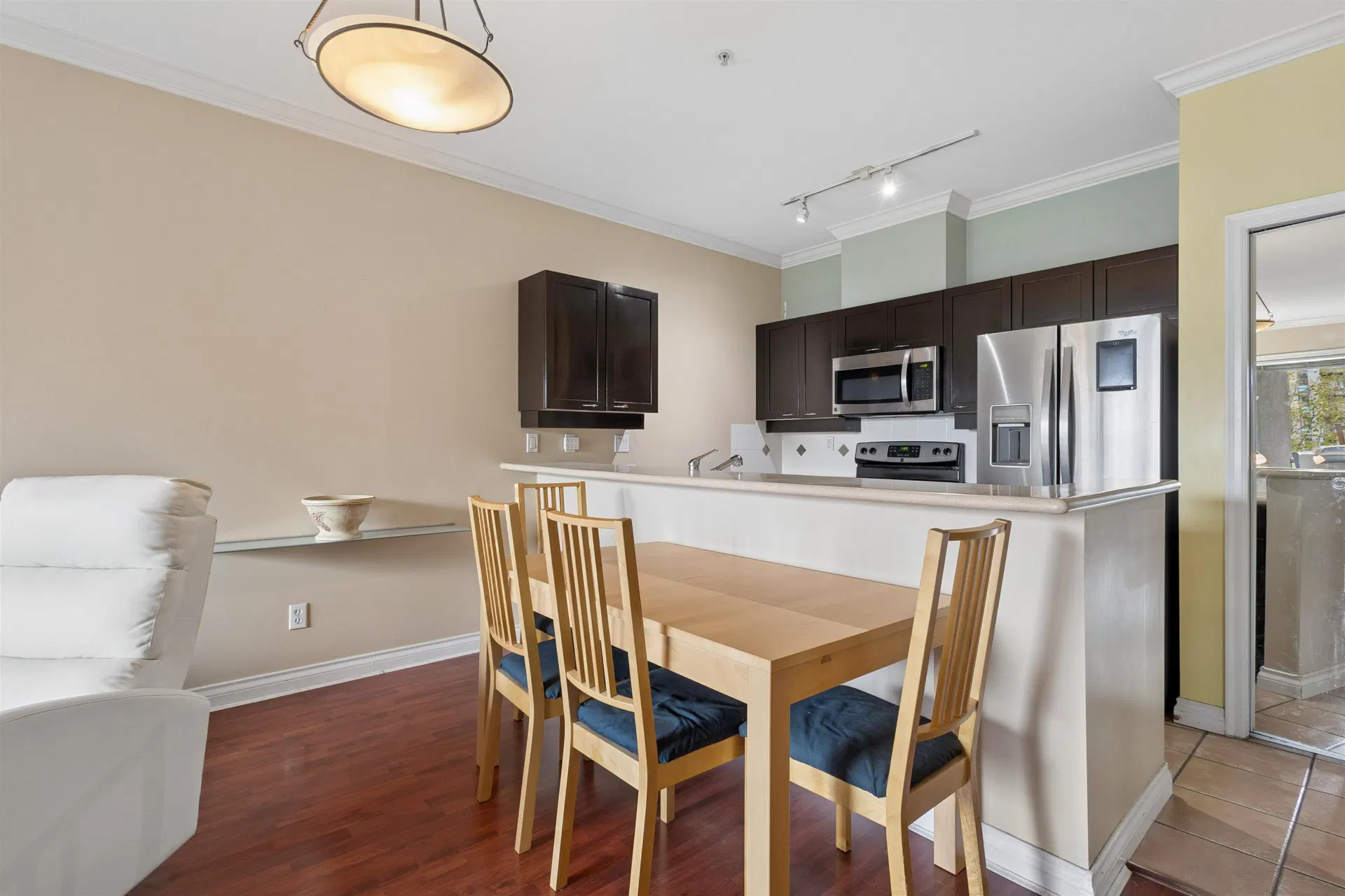 Photo 4 of 16 at #302 – 131 W 3rd Street