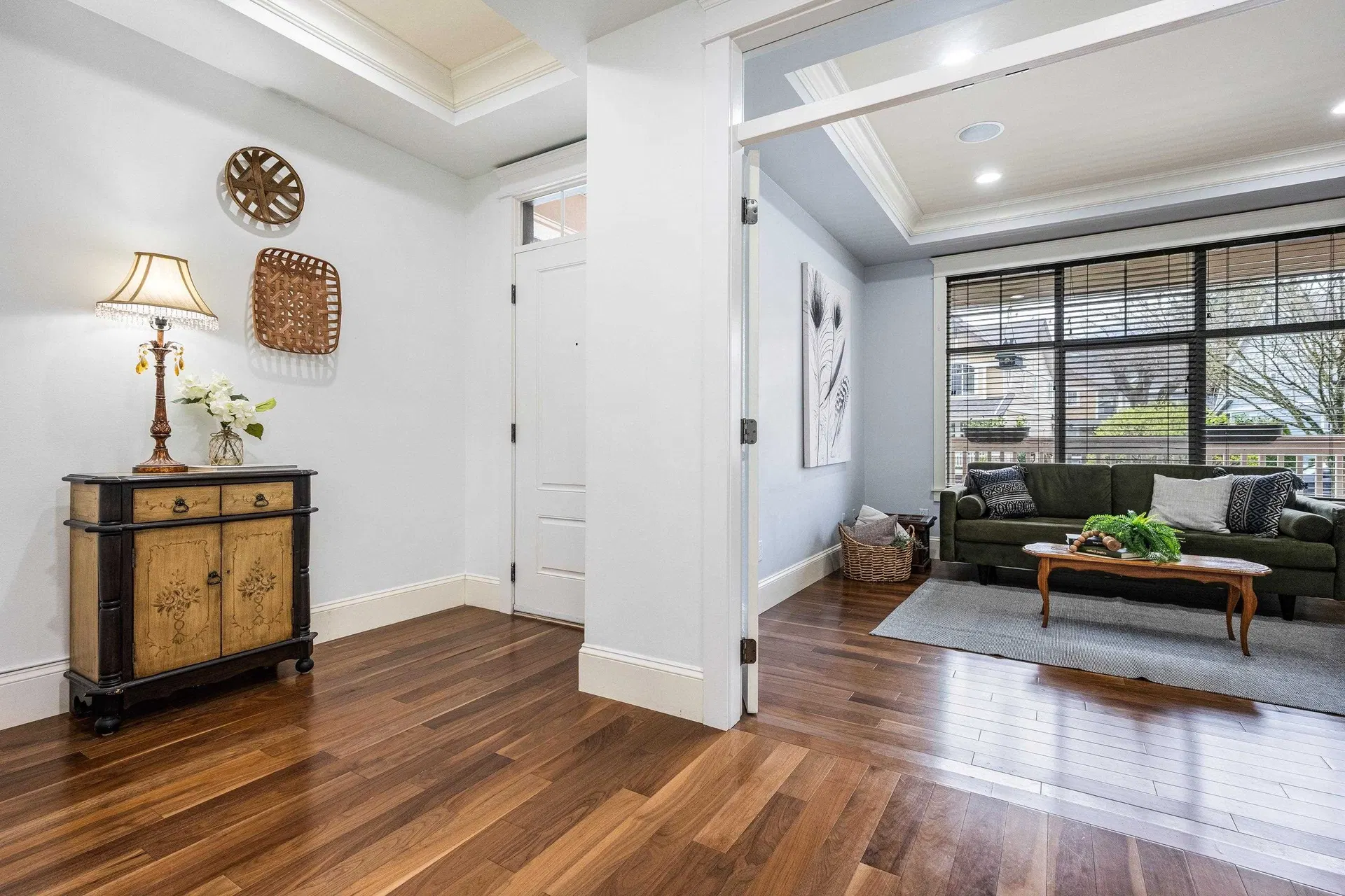 Photo 3 of 40 at 5853 Garrison Boulevard