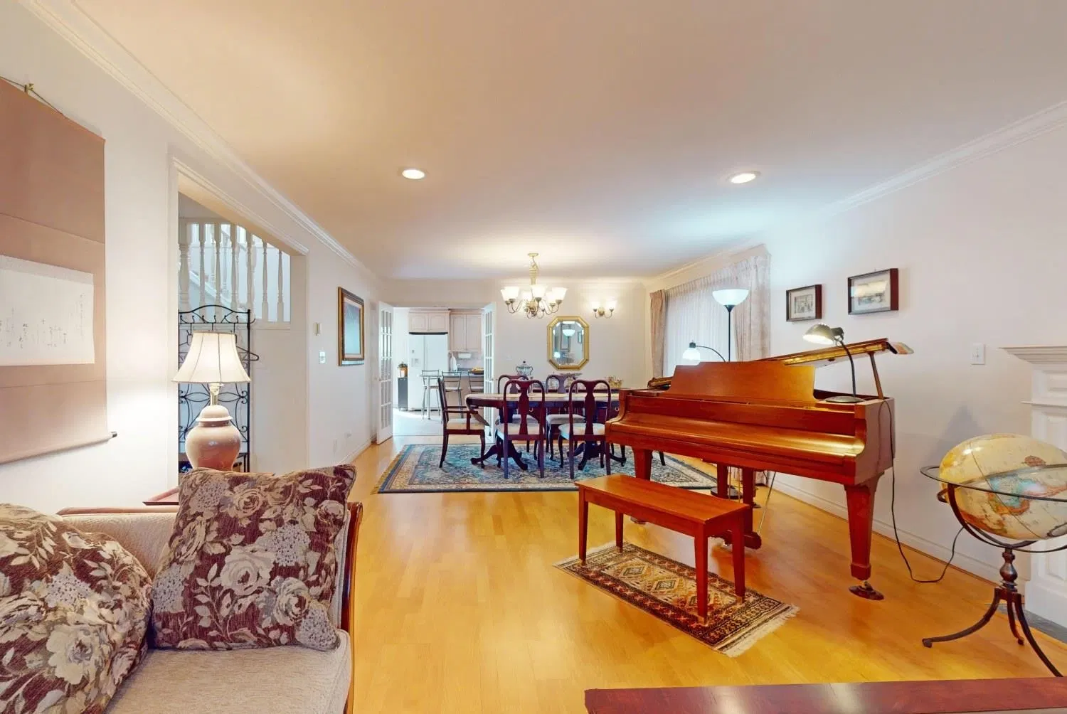 Photo 5 of 38 at 1926 W 62nd Avenue