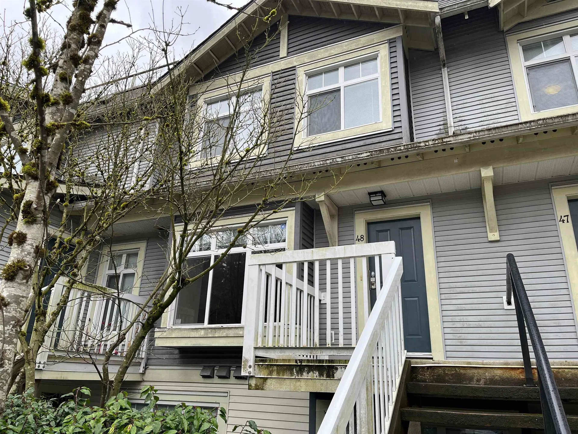 Photo 3 of 18 at #48 – 7428 Southwynde Avenue