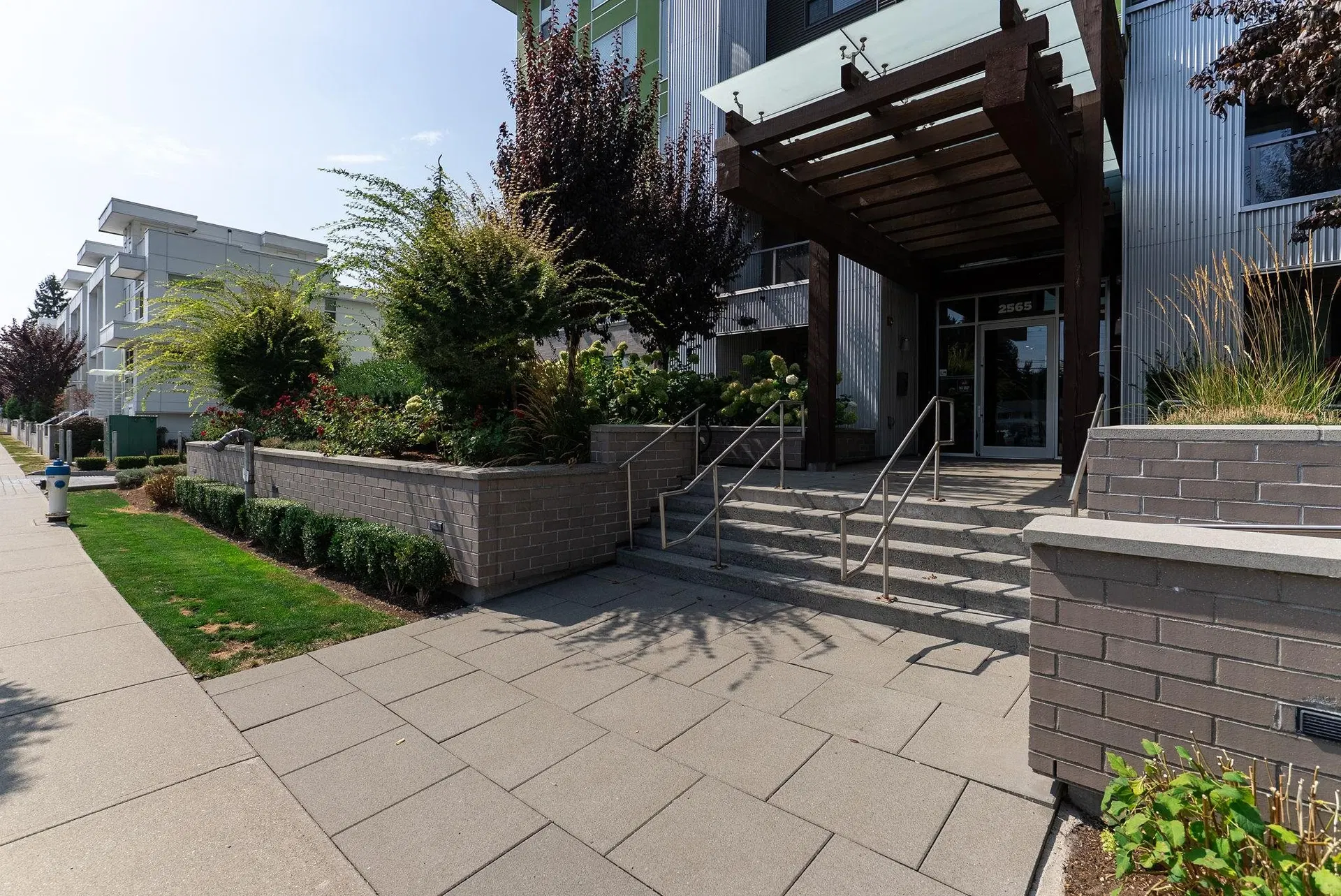 Photo 5 of 36 at #205 – 2565 Ware Street