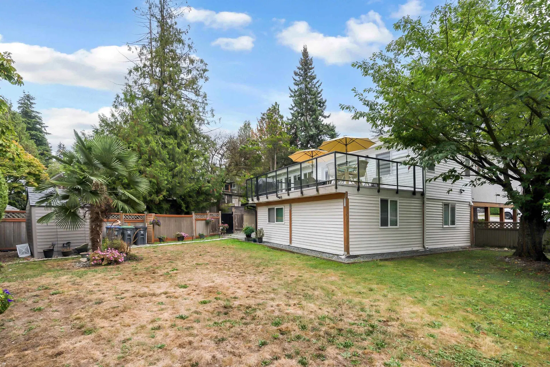 Photo 3 of 40 at 11361 96 Avenue