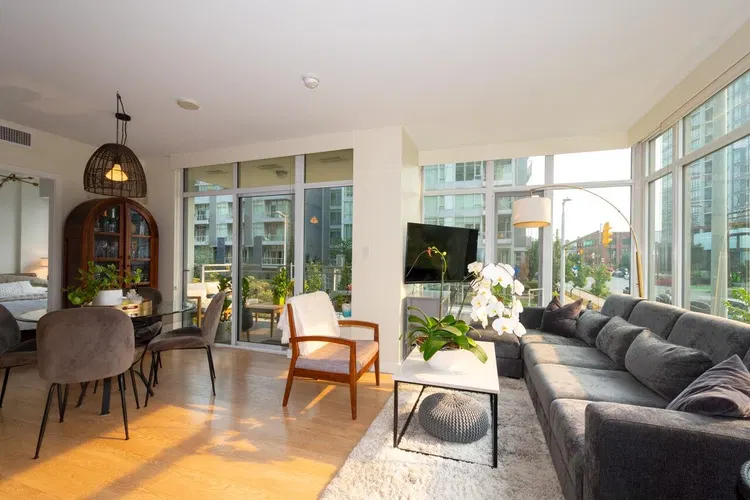Photo 5 of 40 at #207 – 111 E 1st Avenue