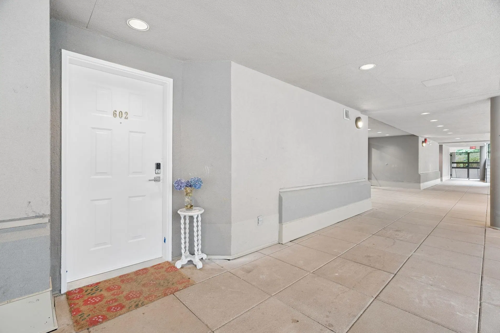 Photo 3 of 38 at #602 – 1500 Ostler Court
