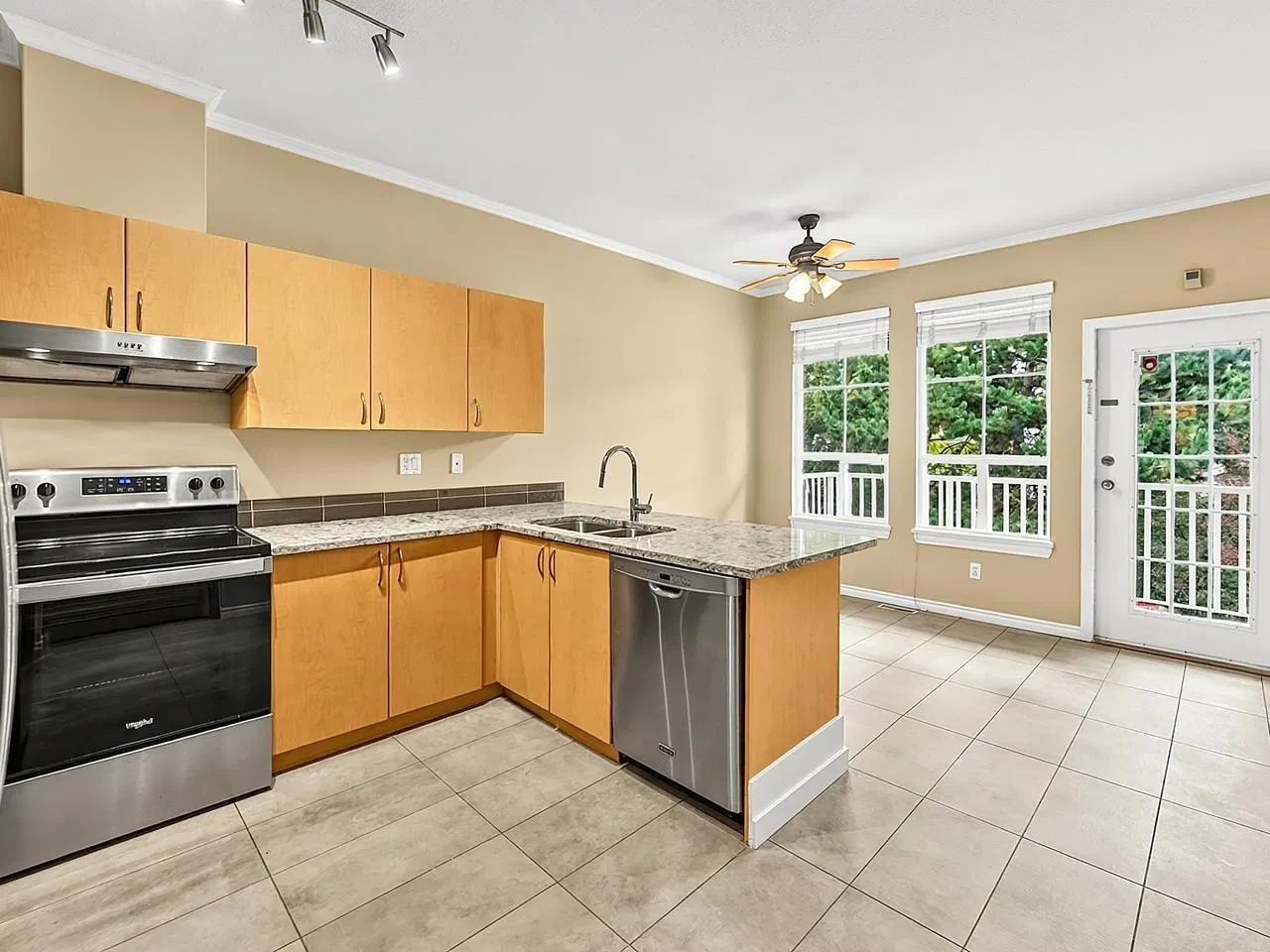 Photo 3 of 28 at #64 – 14952 58 Avenue