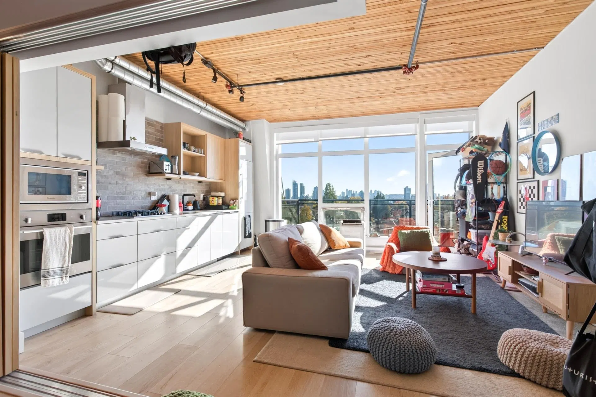 Photo 1 of 30 at #406 – 4223 Hastings Street