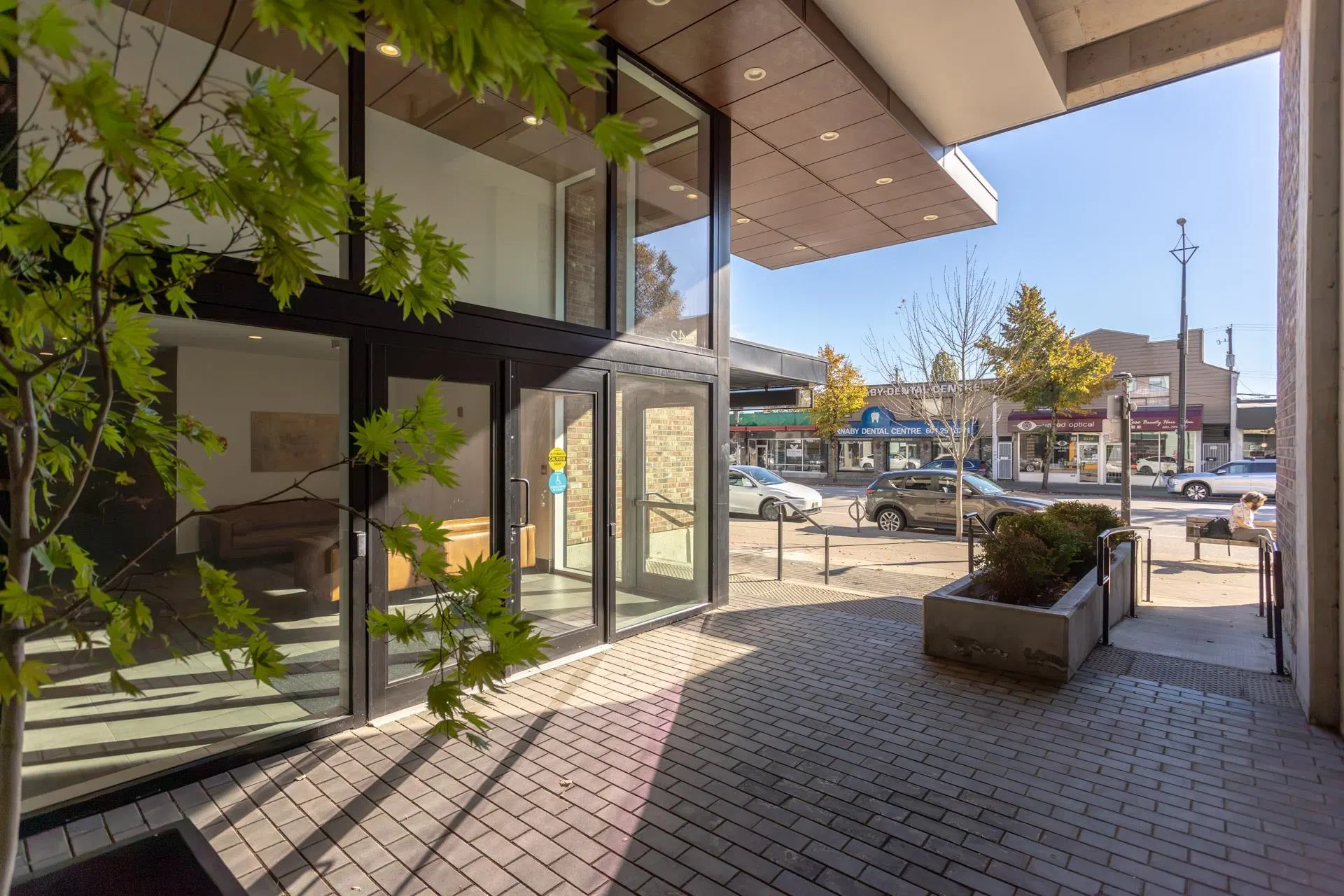 Photo 3 of 30 at #406 – 4223 Hastings Street