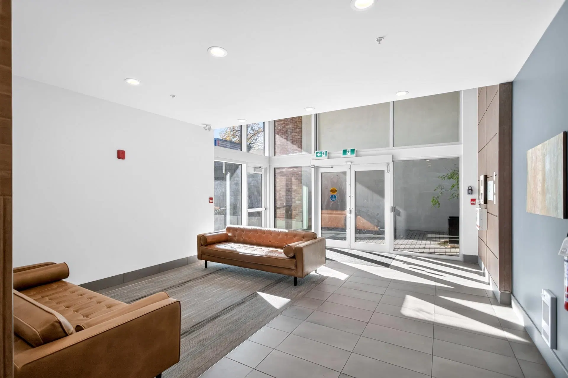Photo 4 of 30 at #406 – 4223 Hastings Street
