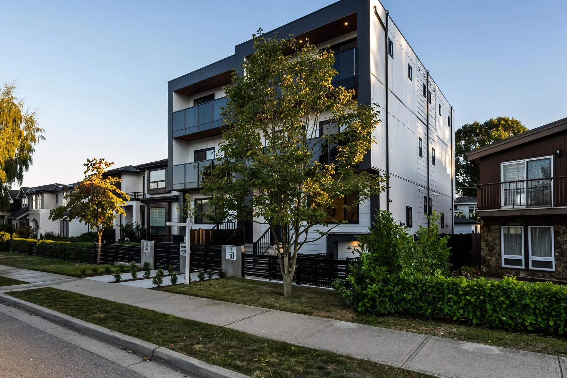 Photo 5 of 32 at #3 – 3940 Eton Street