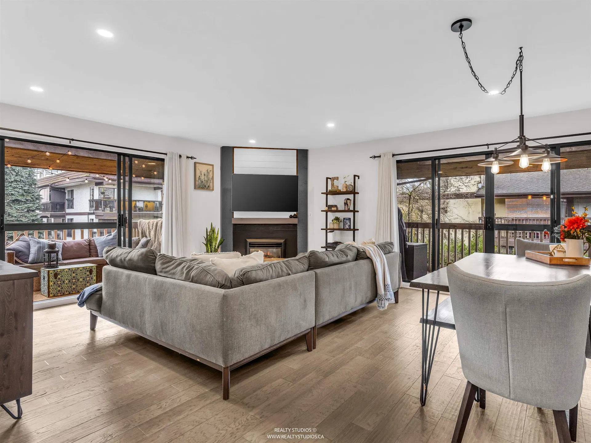 Photo 1 of 28 at #303 – 708 Eighth Avenue