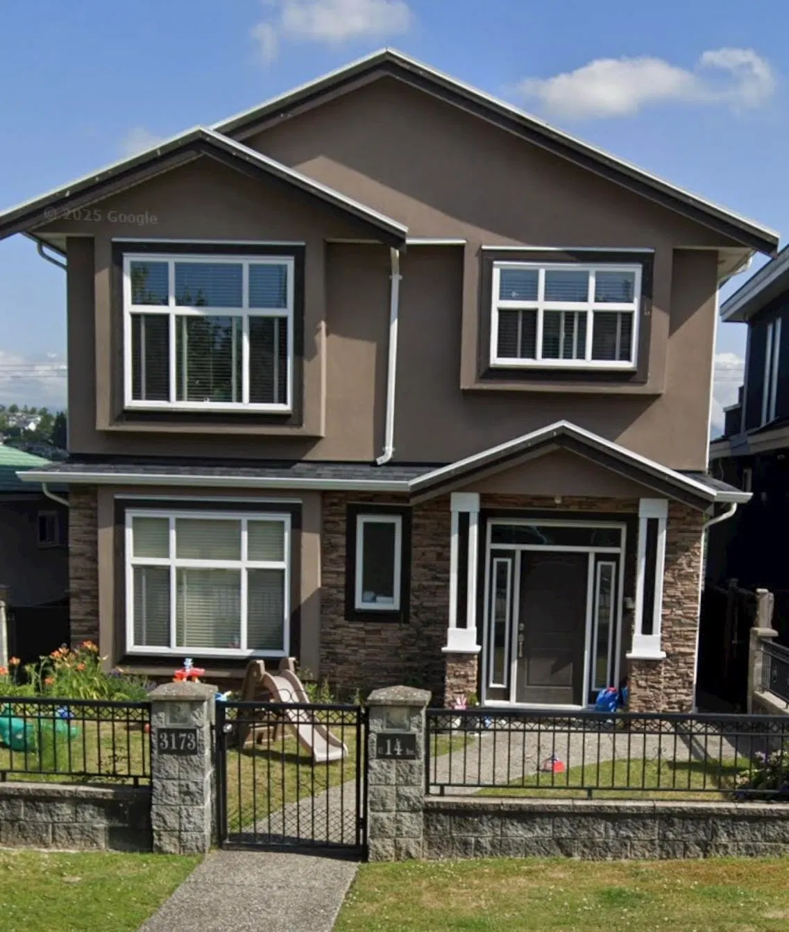 Photo 1 of 1 at 3173 E 14th Avenue