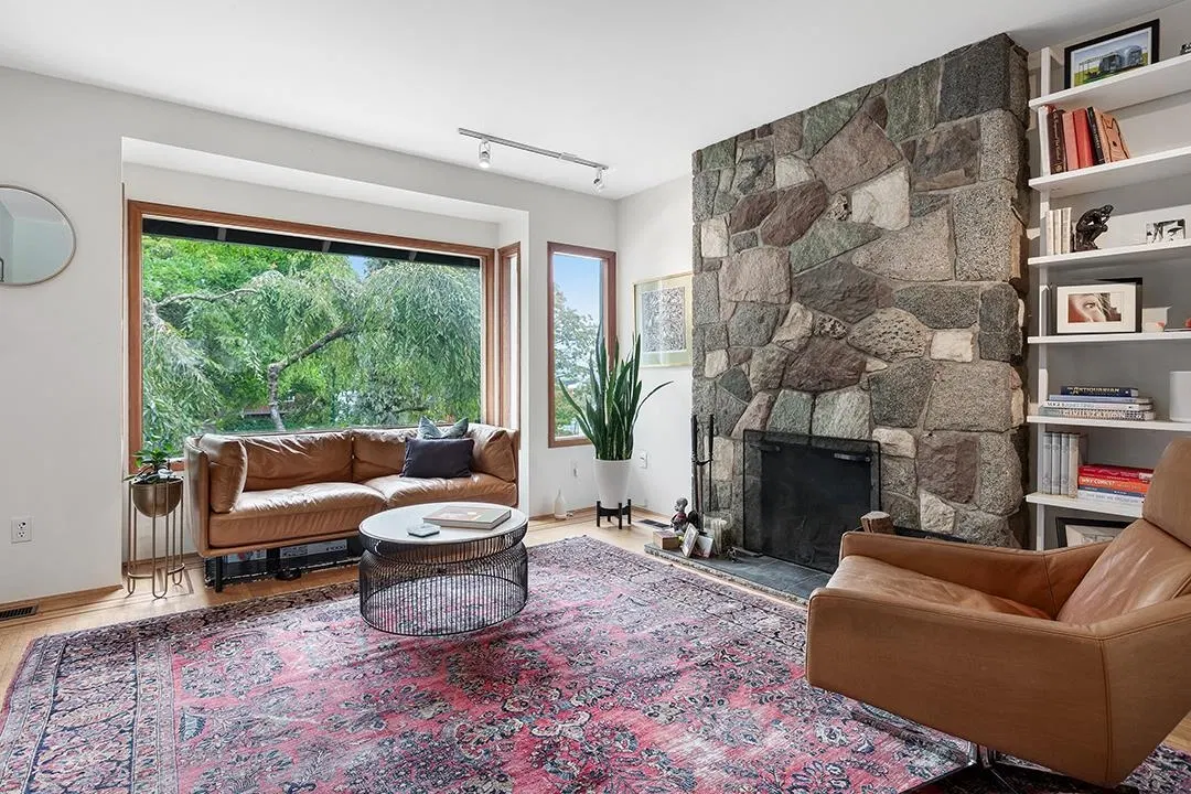 Photo 2 of 23 at 3524 W 16th Avenue