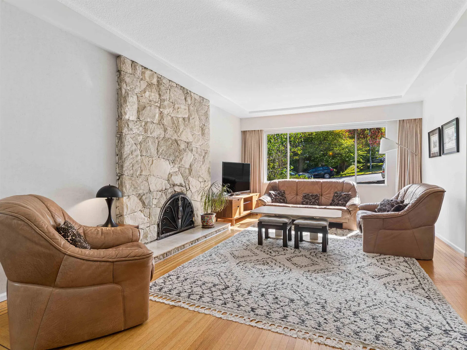Photo 1 of 39 at 2925 W 24th Avenue