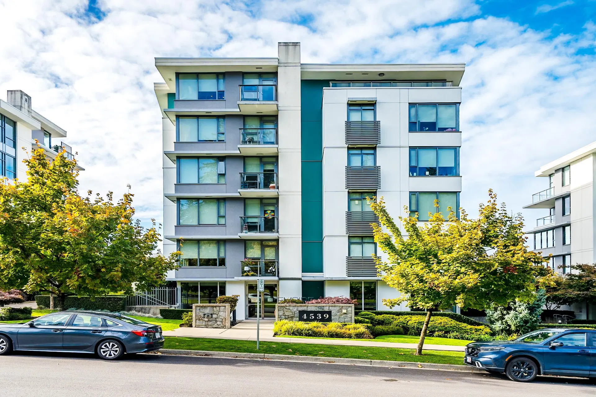 #101 – 4539 Cambie Street