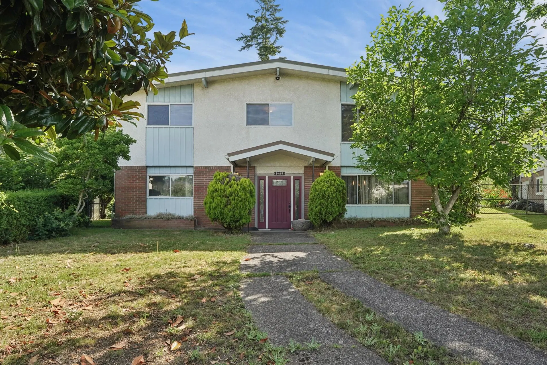Photo 1 of 15 at 1469 E 17th Avenue