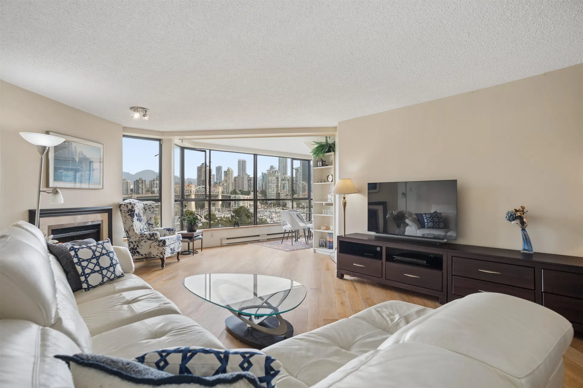 Photo 2 of 38 at #602 – 1490 Pennyfarthing Drive