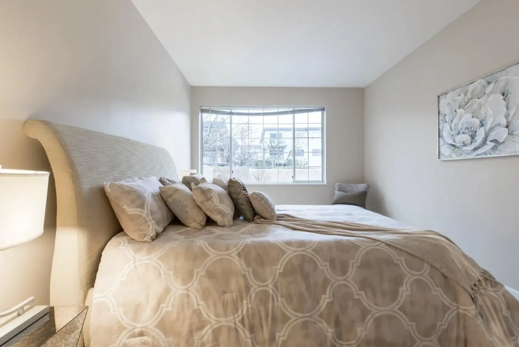 Photo 4 of 18 at #106 – 125 W 18th Street