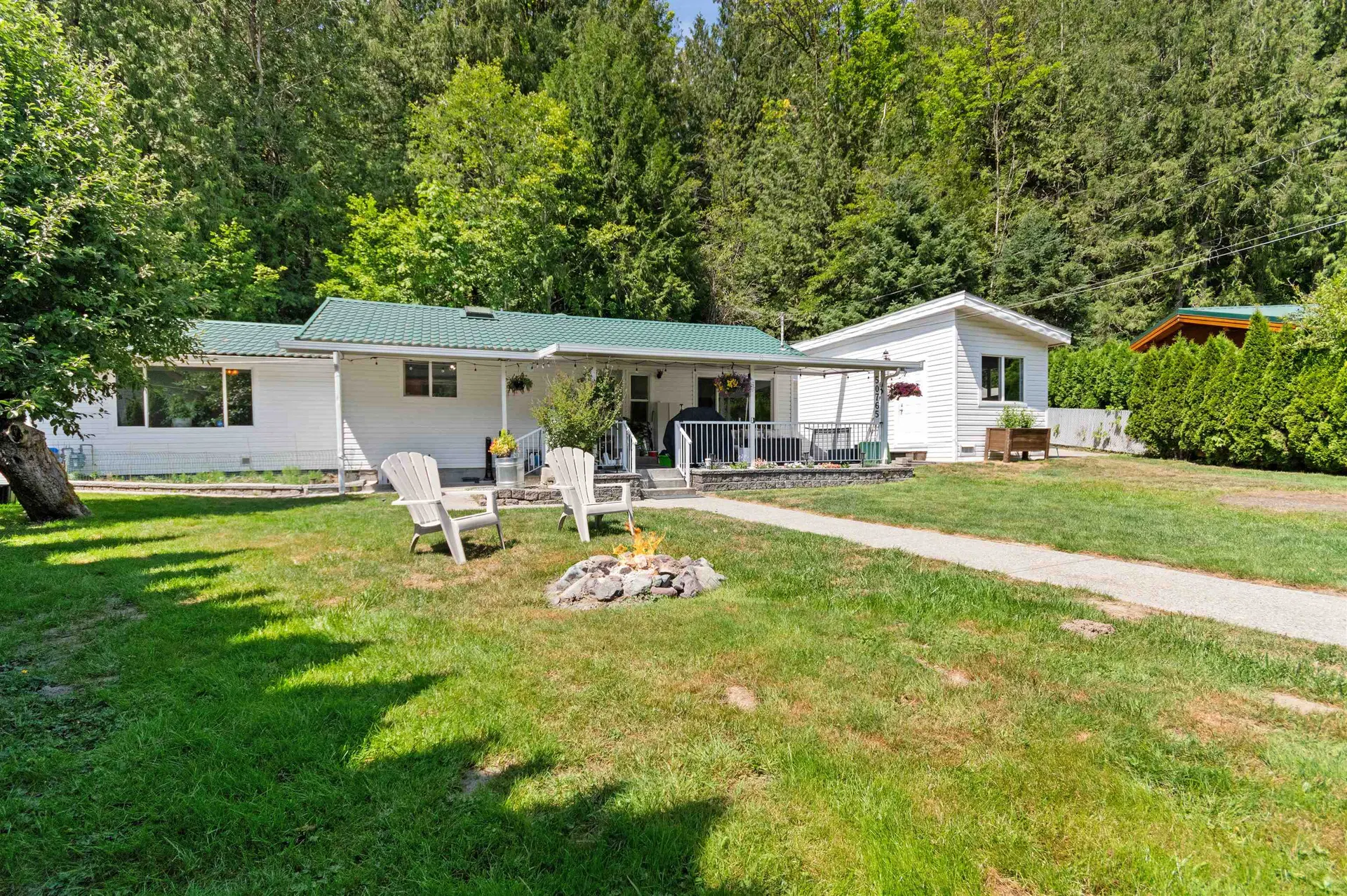 Photo 1 of 40 at 50765 Mountview Road