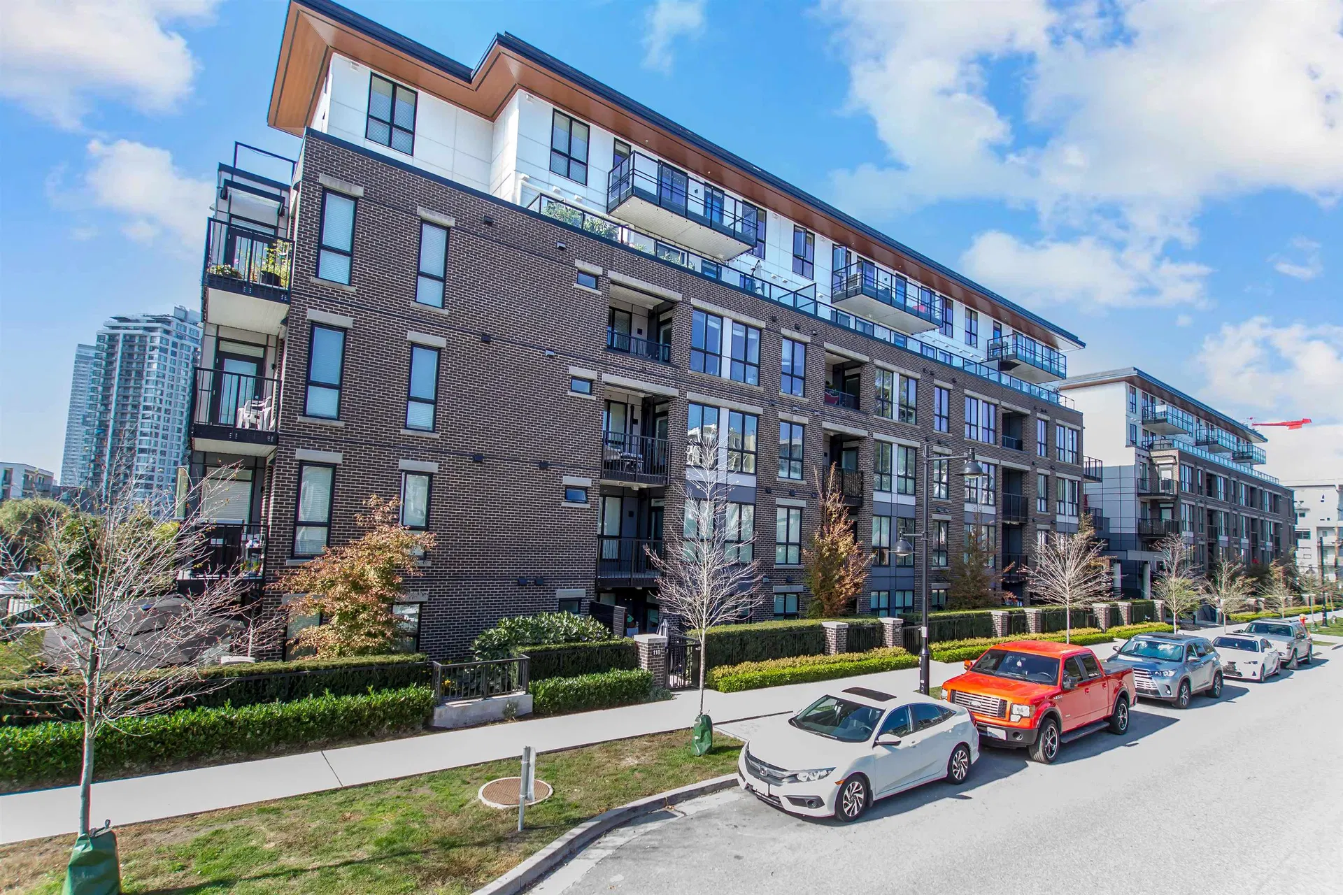 #411 – 750 Dogwood Street