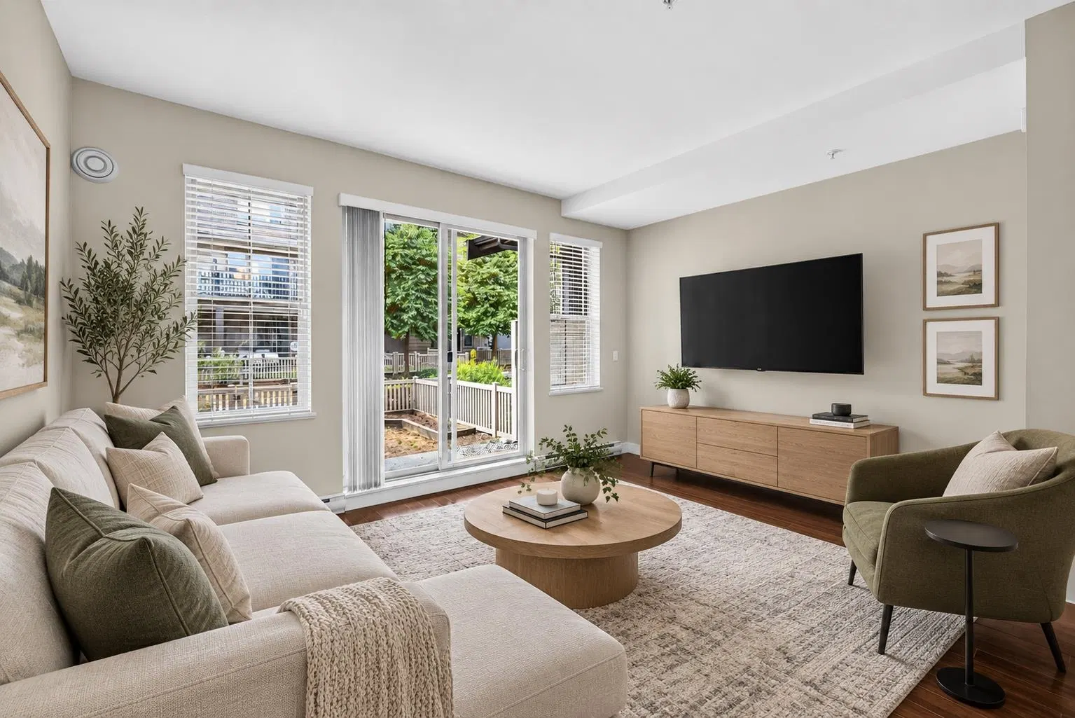 Photo 4 of 30 at #32 – 9525 204 Street