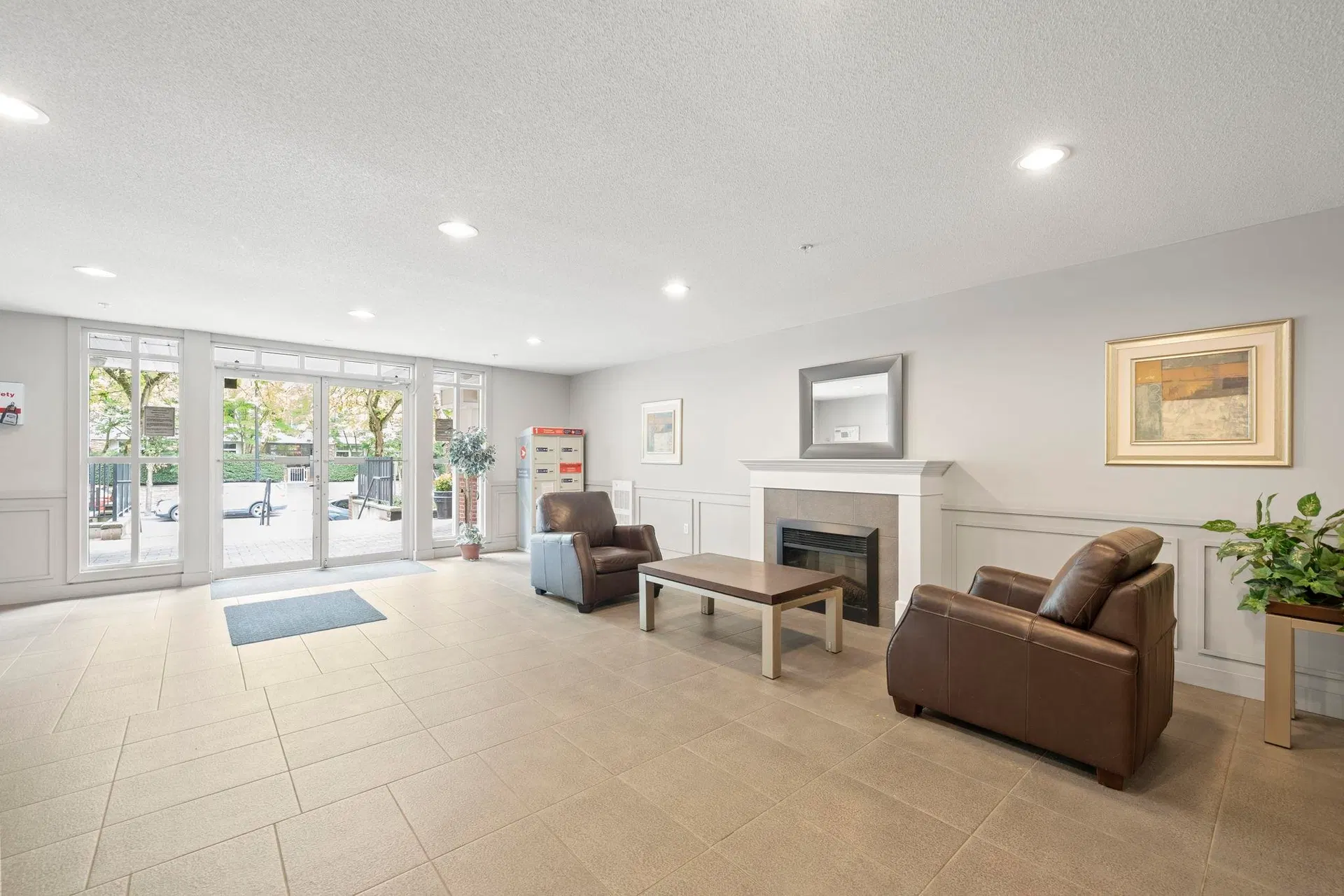 Photo 3 of 25 at #211 – 2353 Marpole Avenue
