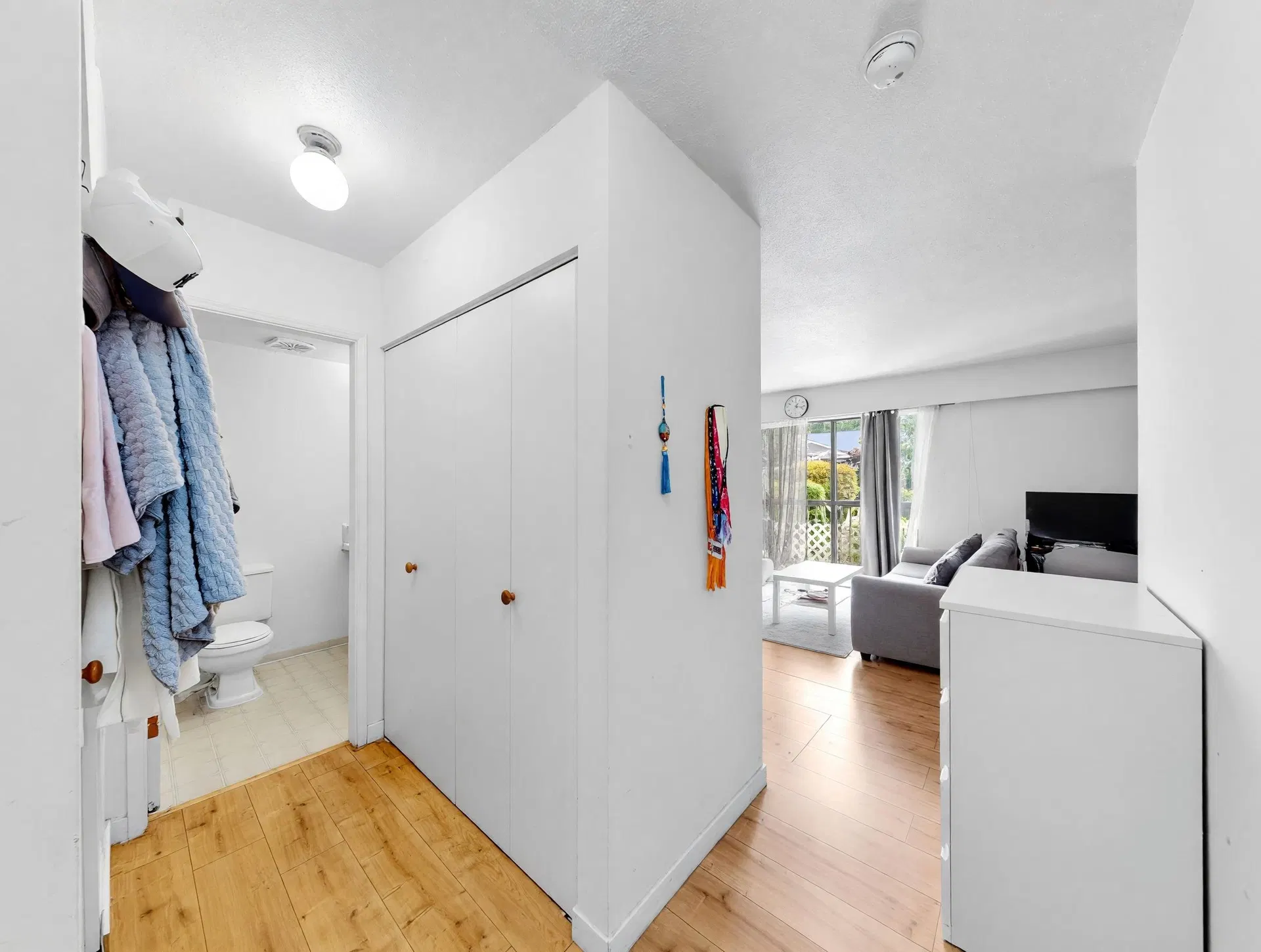 Photo 4 of 26 at #201 – 590 Whiting Way