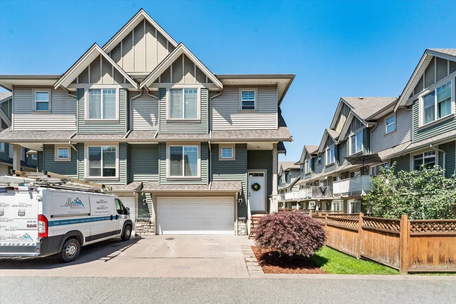 #61 – 6498 Southdowne Place