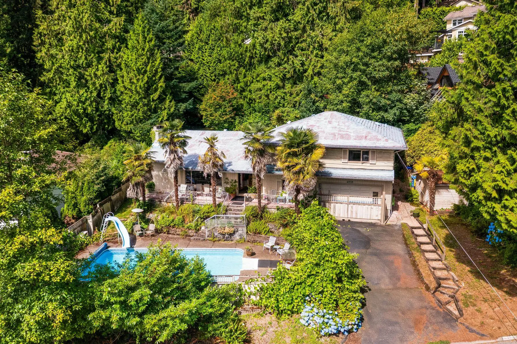 4535 Mountain Highway
