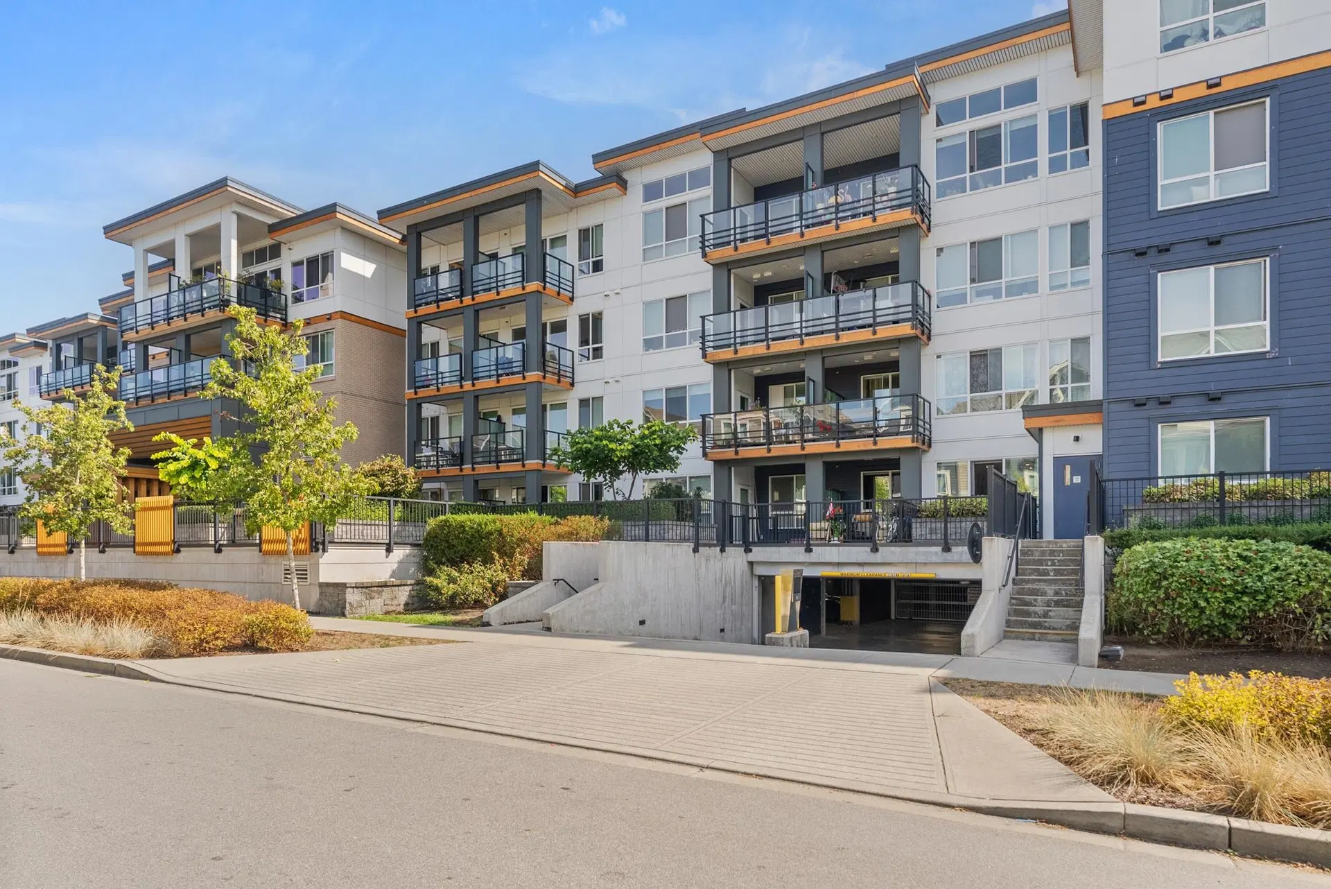 #203 – 1792 Starling Drive