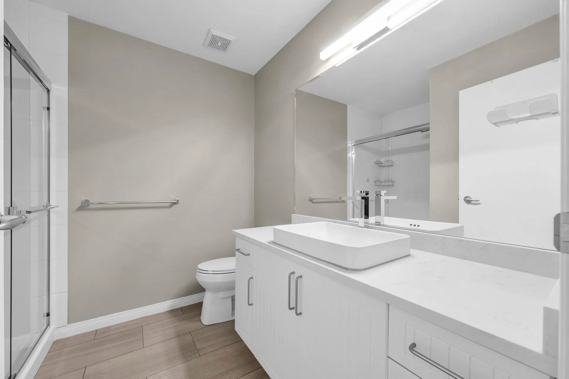 Photo 4 of 37 at #42 – 6388 Alder Street