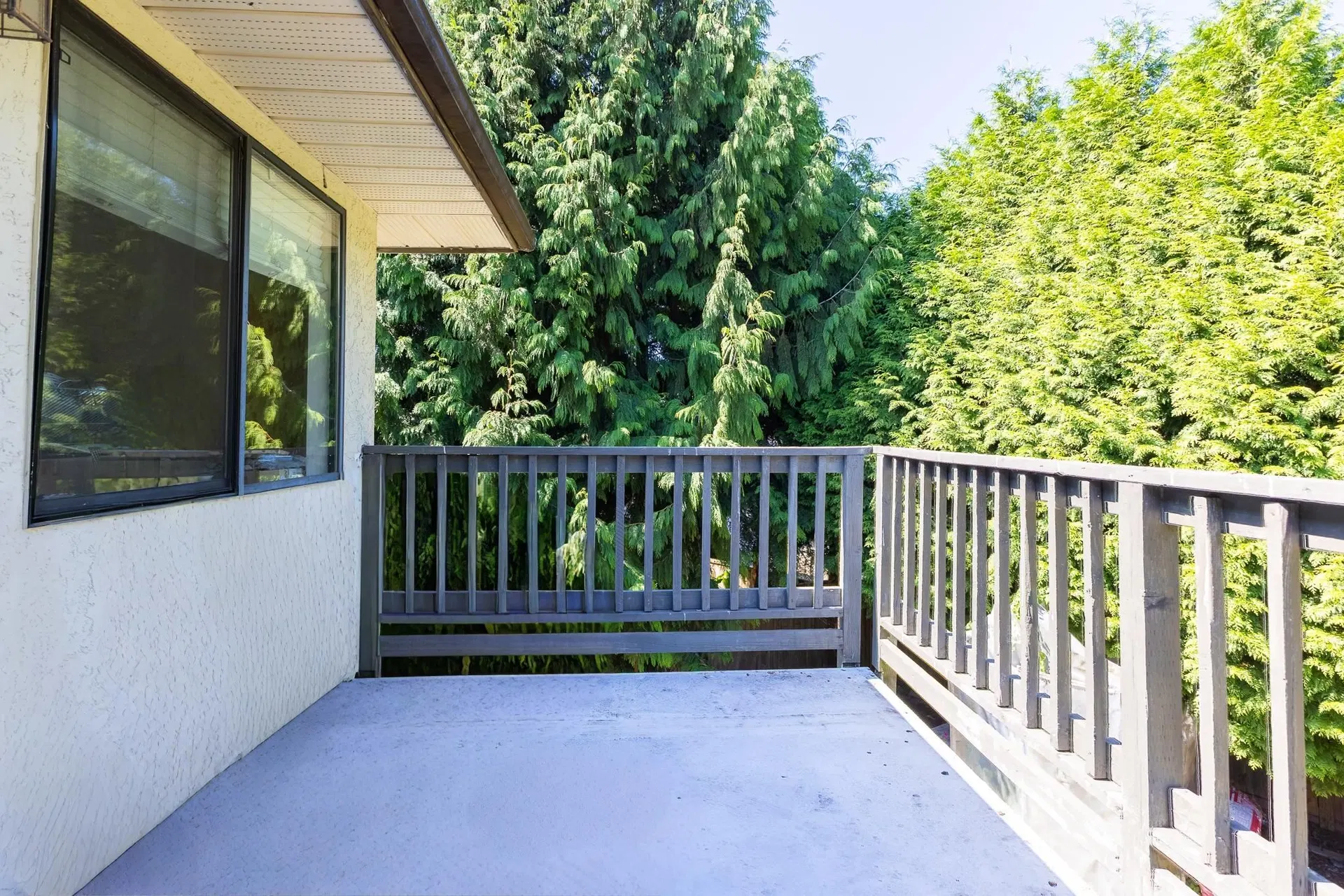 Photo 2 of 16 at 976 Hosmer Court