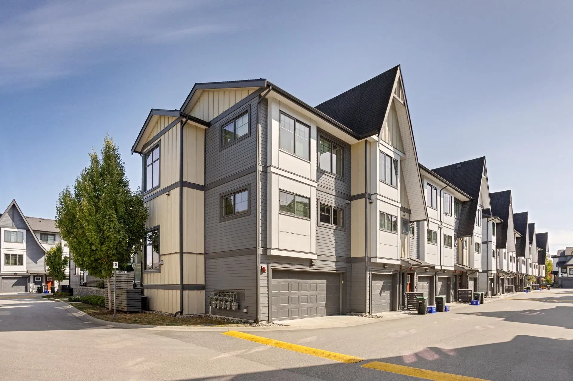 Photo 3 of 40 at #32 – 19451 Sutton Avenue