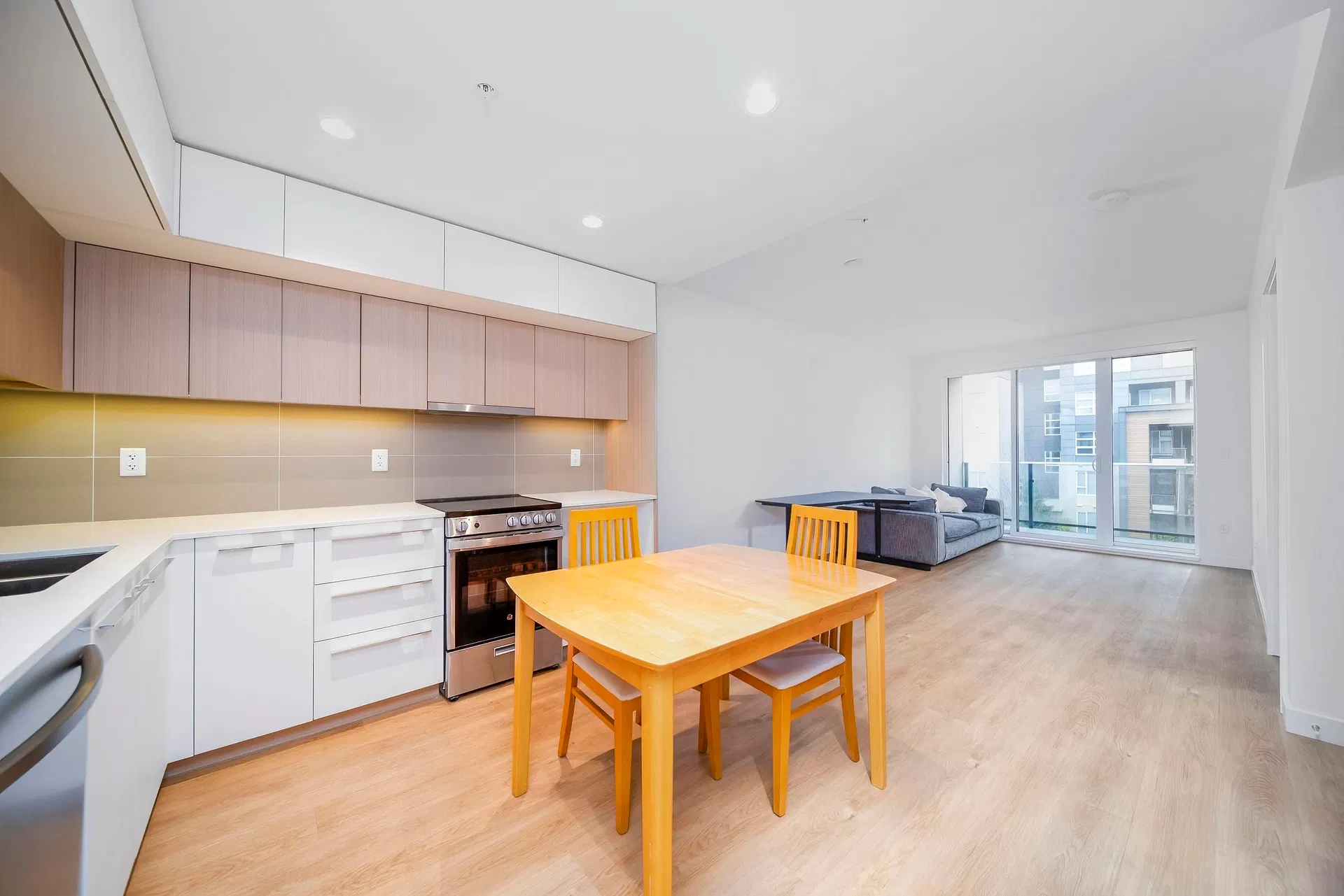 Photo 3 of 25 at #412 – 9888 University Crescent