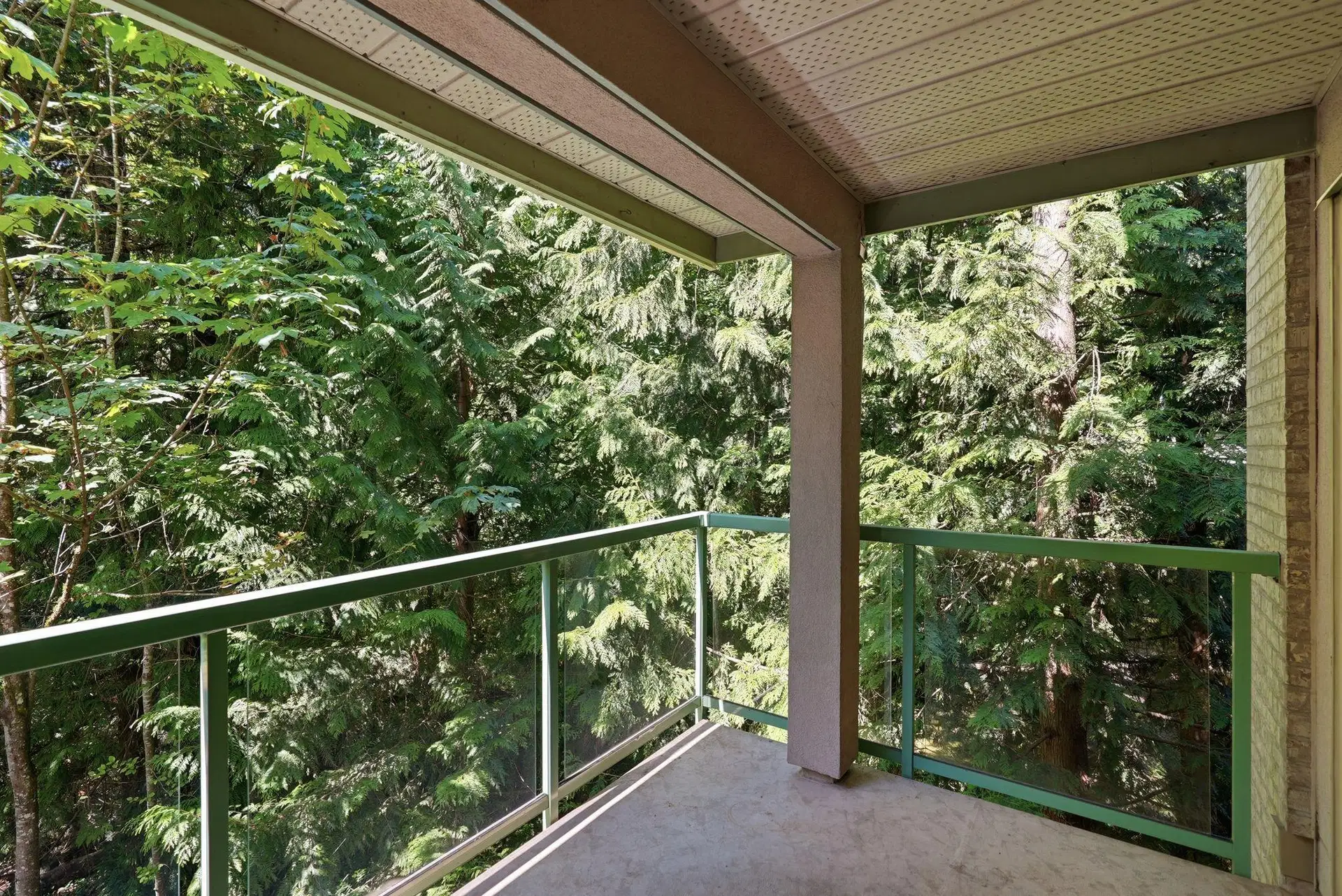 #409A – 301 Maude Road