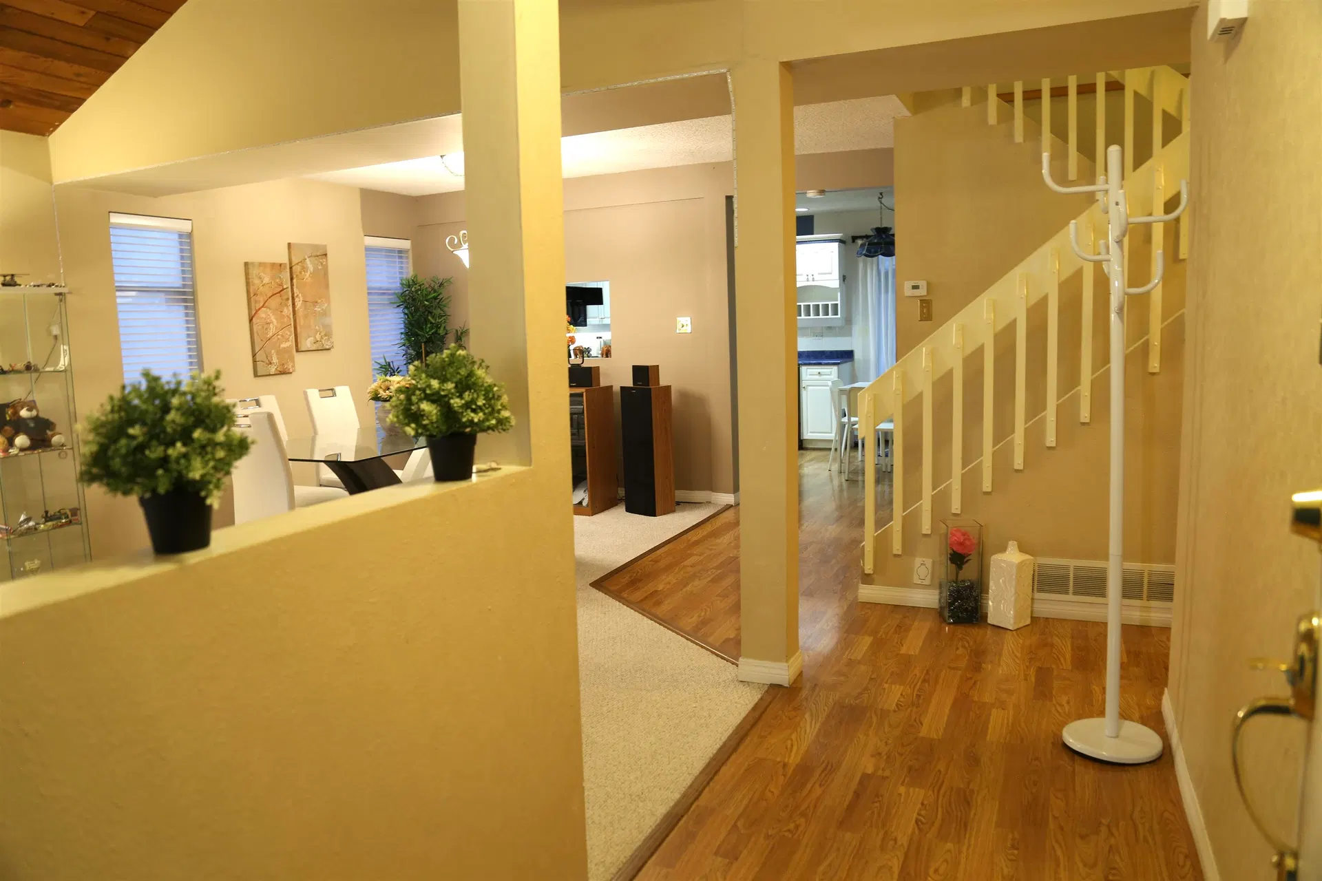 Photo 5 of 40 at 15425 98th Avenue