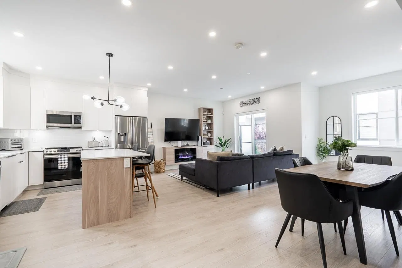 Photo 3 of 24 at #27 – 6138 128 Street