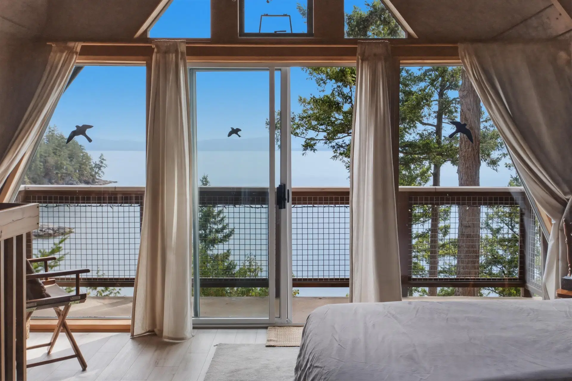 #1 – 12139 Sunshine Coast Highway