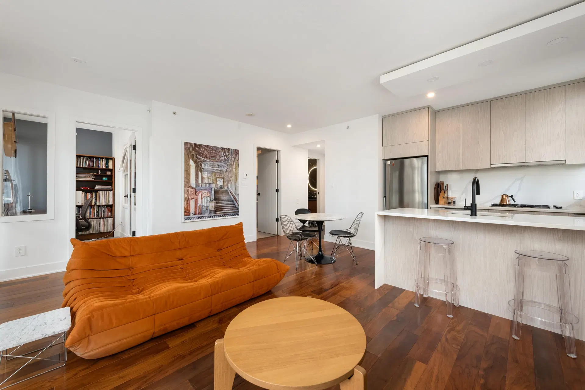 Photo 5 of 25 at #303 – 988 Richards Street