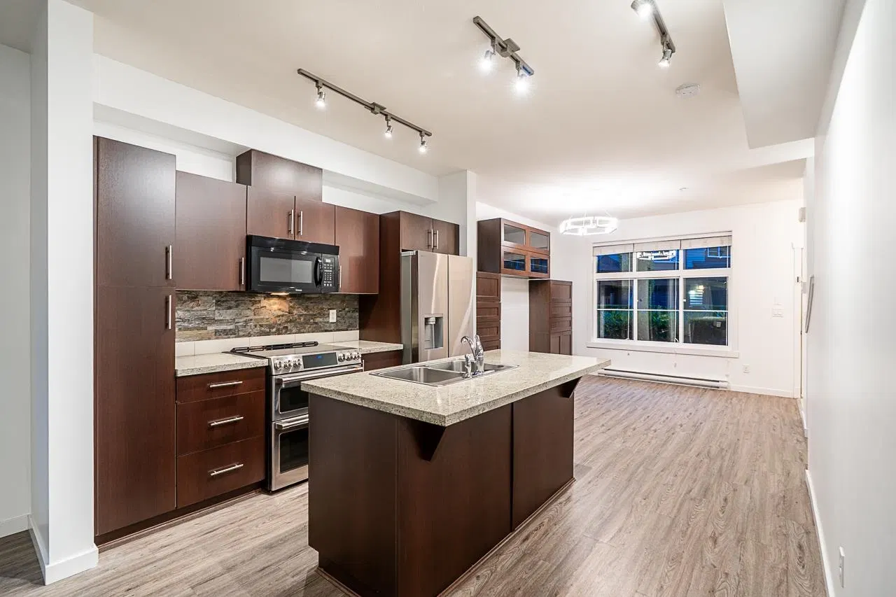 Photo 5 of 31 at #83 – 13819 232 Street